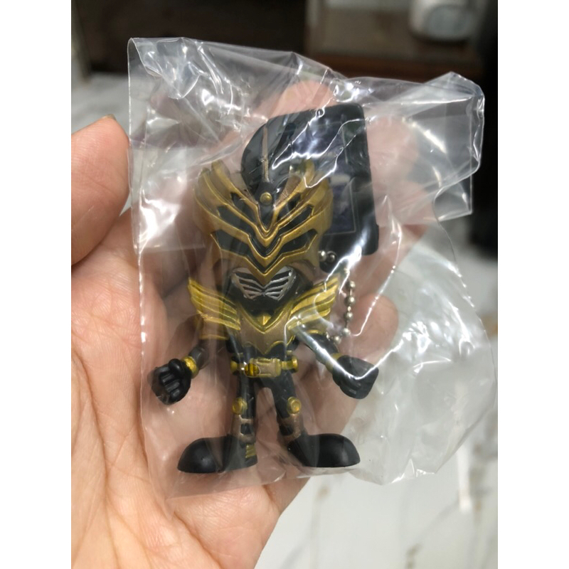 Mô hình trứng móc khoá Kamen Rider 8 - Bandai