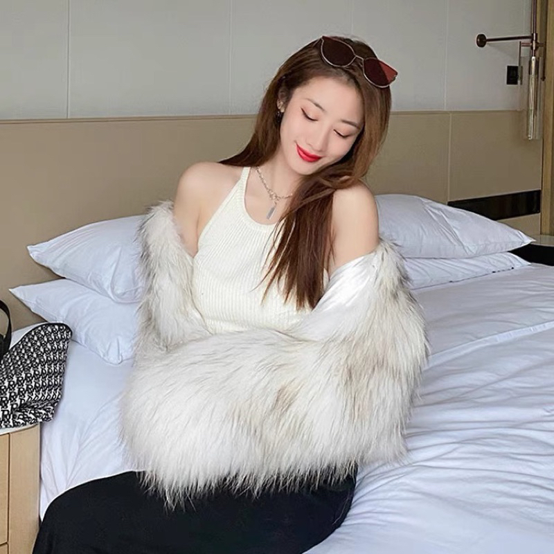 Áo khoác lông nữ hai màu trắng/ nâu sang trọng dành cho nữ