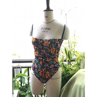 Rập body suit dây
