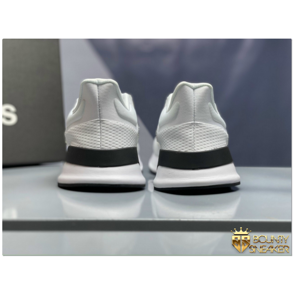 Giày Thể Thao Adidas XPLR 2022