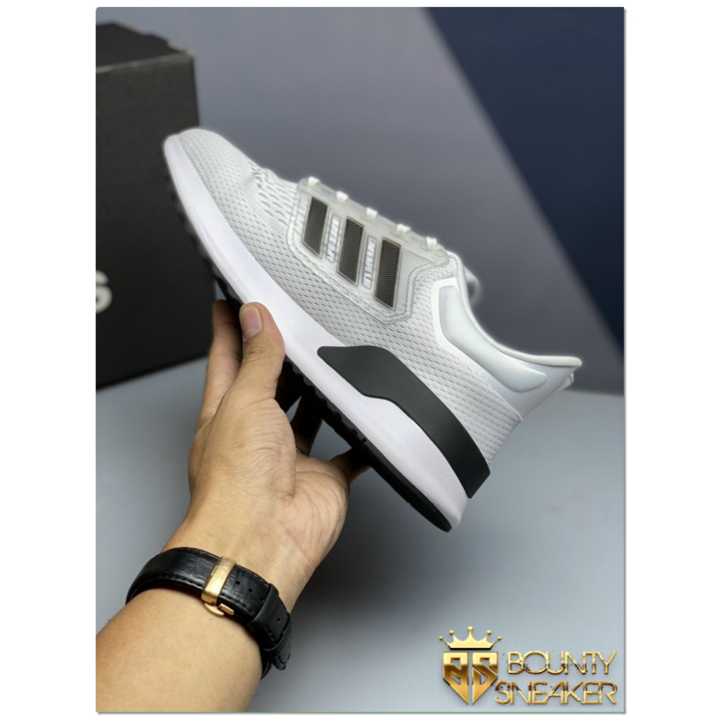 Giày Thể Thao Adidas XPLR 2022