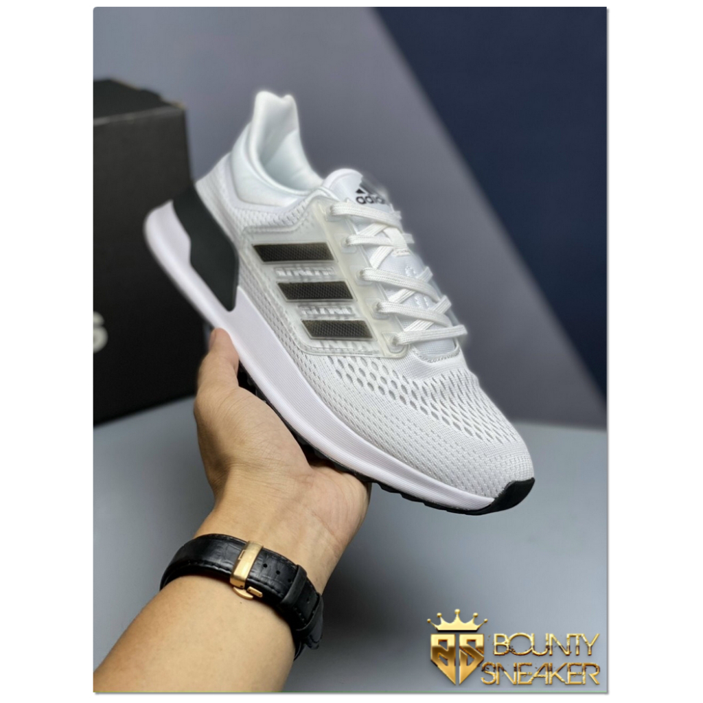 Giày Thể Thao Adidas XPLR 2022