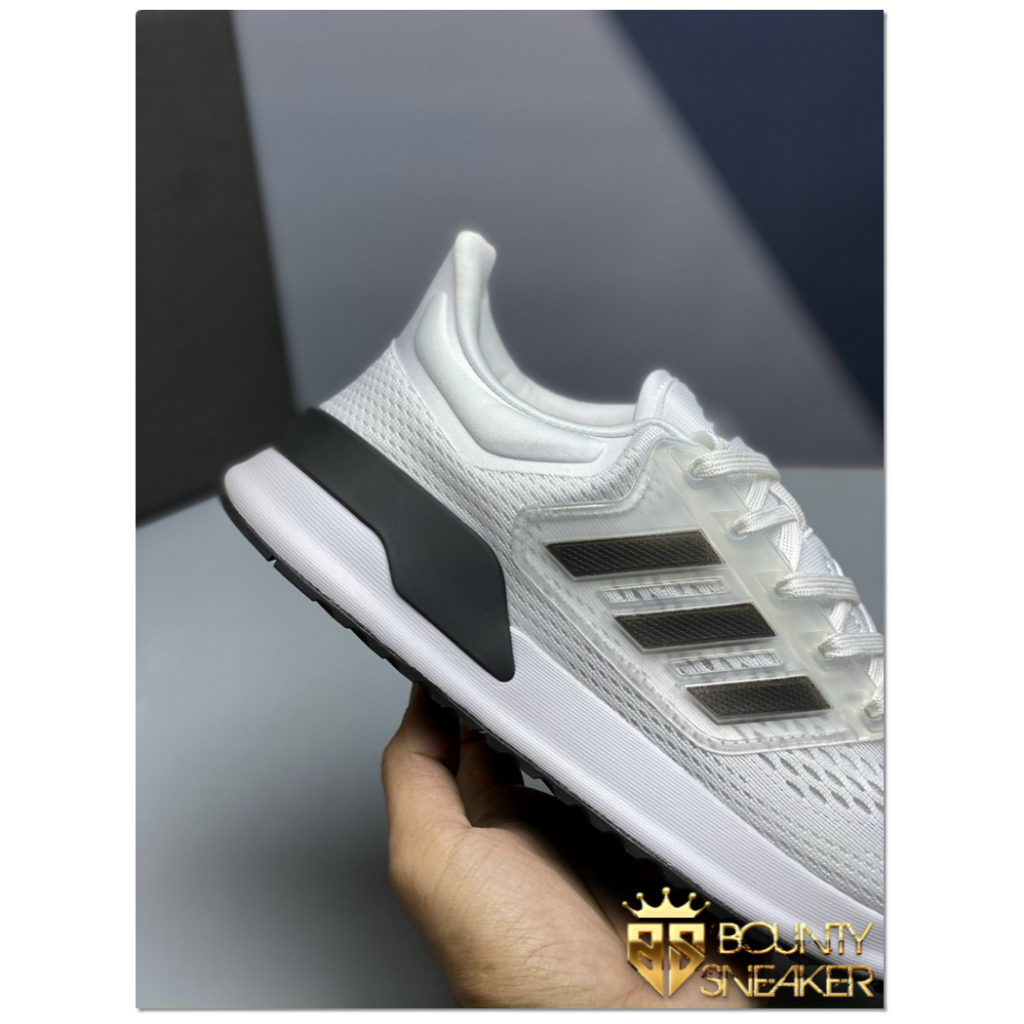 Giày Thể Thao Adidas XPLR 2022