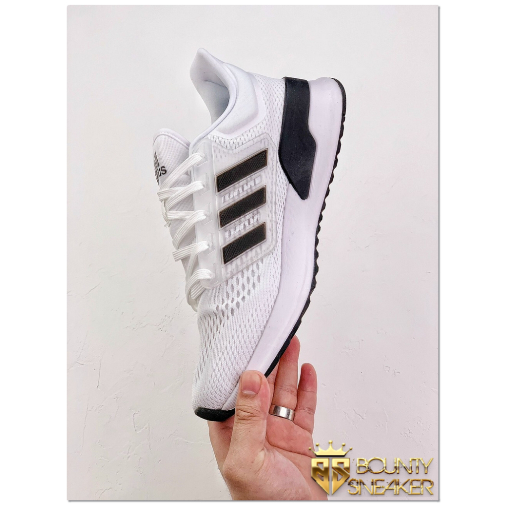 Giày Thể Thao Adidas XPLR 2022