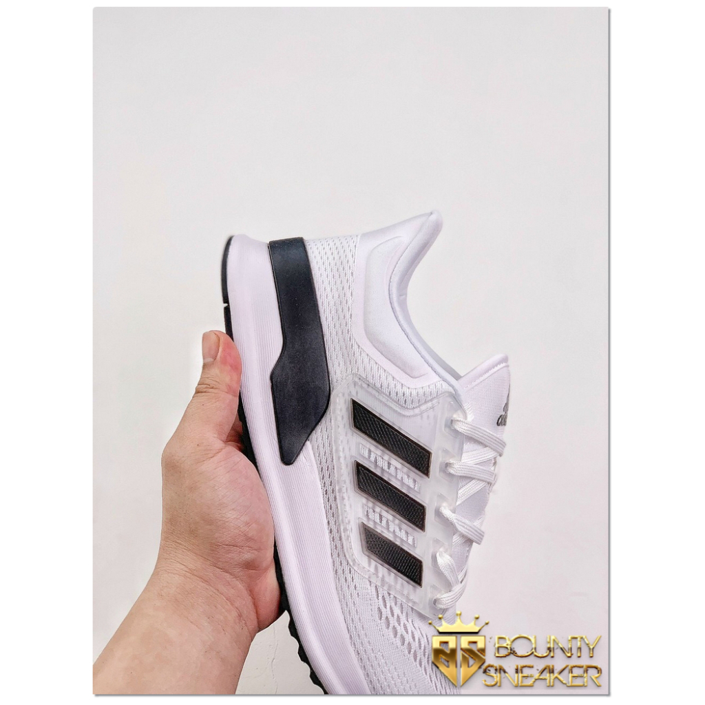 Giày Thể Thao Adidas XPLR 2022