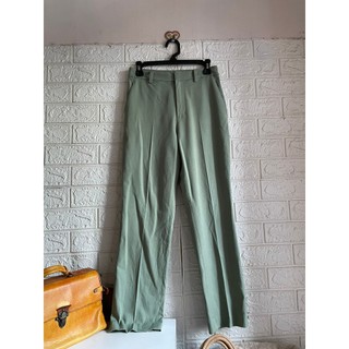 Quần tây ống đứng uniqlo