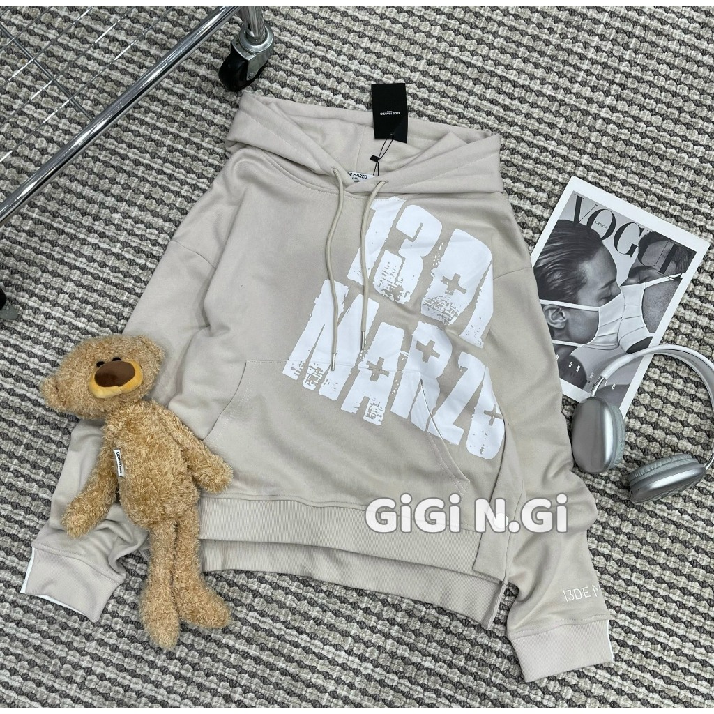 Hoodie chữ 13De Marzo
