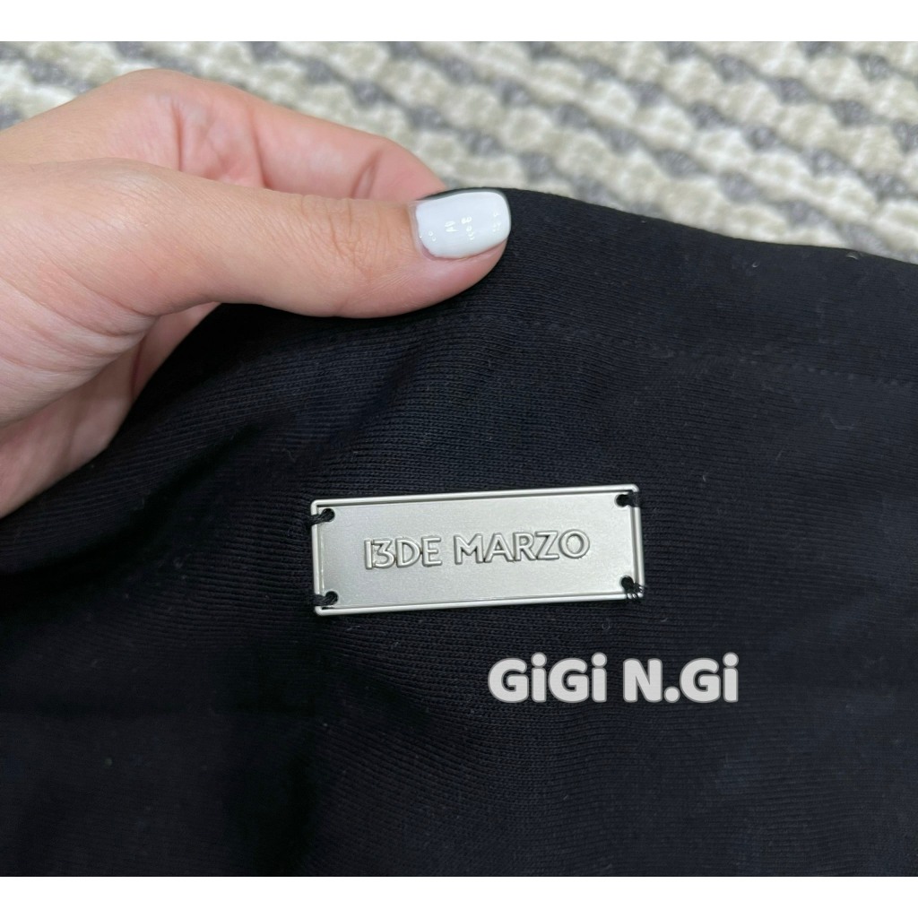 Hoodie chữ 13De Marzo