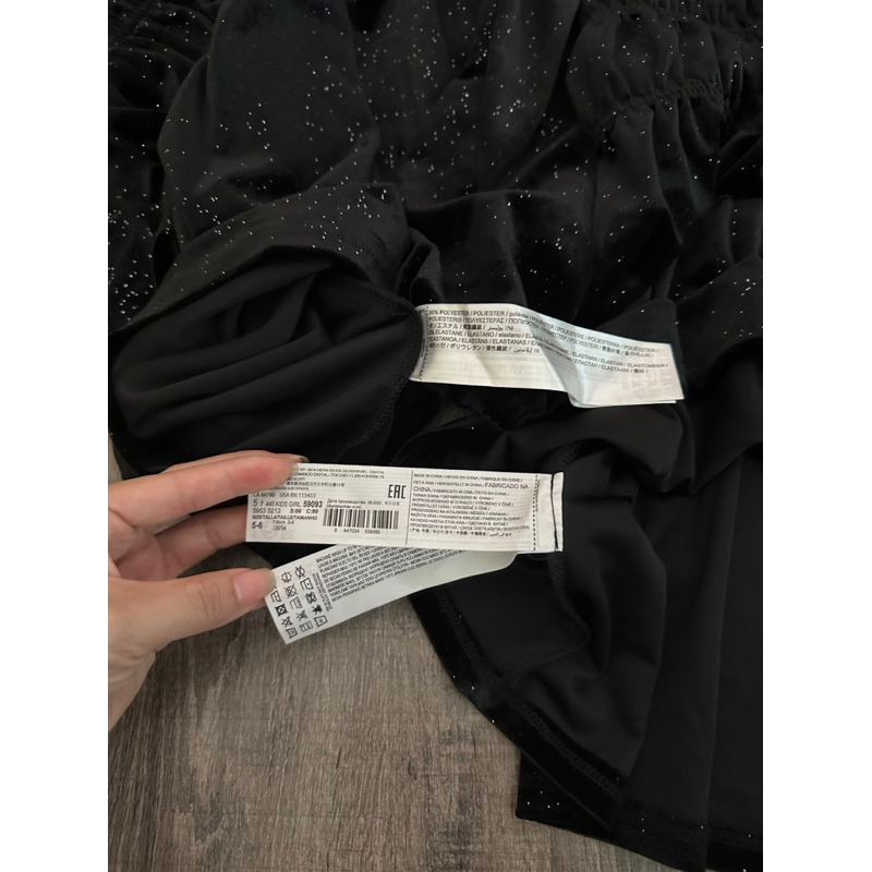 Váy nhung lấp lánh chun ngực bé gái