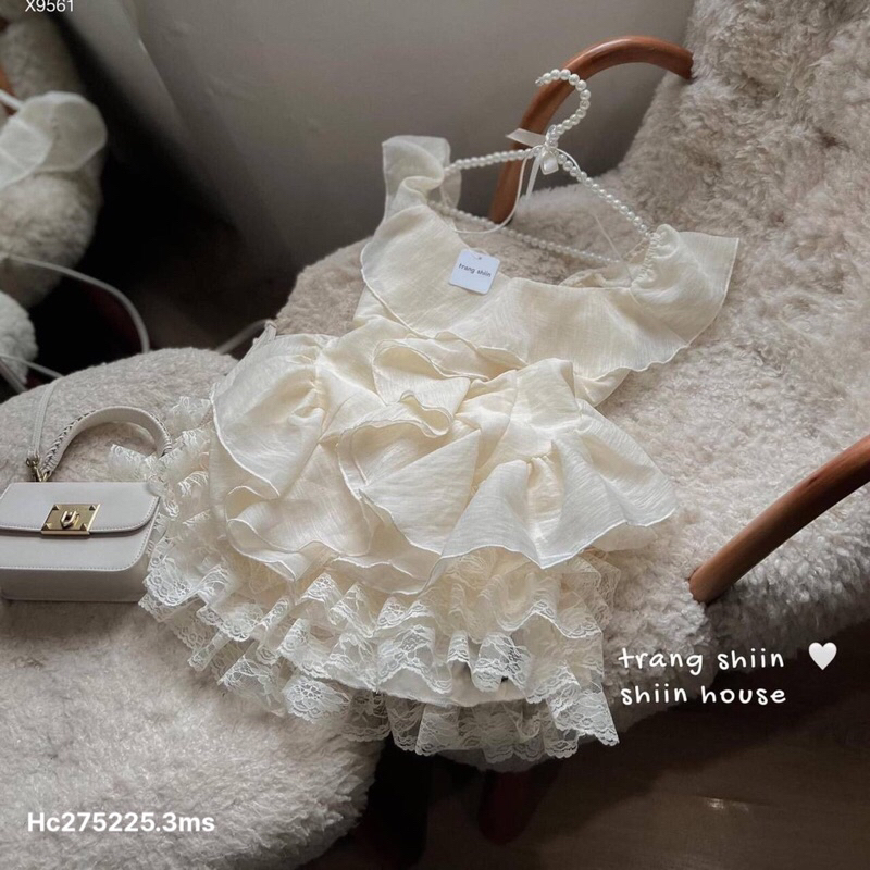 Hc15-SET 2S NUDE RỚT VAI BÈO  + CHÂN VÁY TẦNG