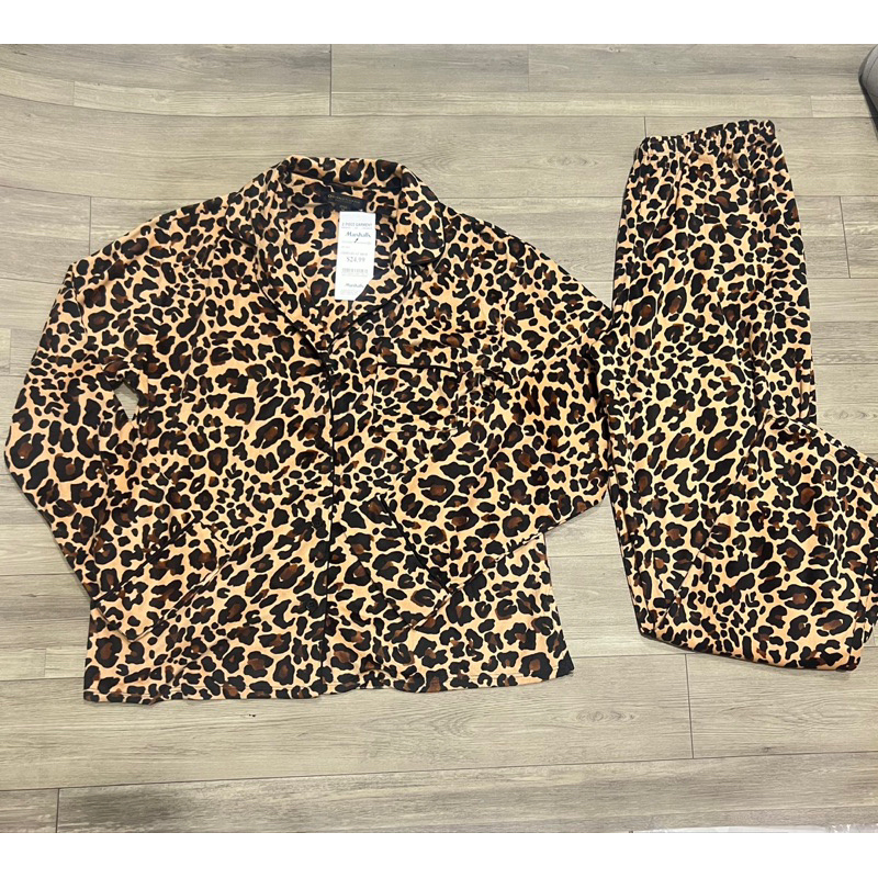 Pijama nủ hoạ tiết vnxk dư xịn