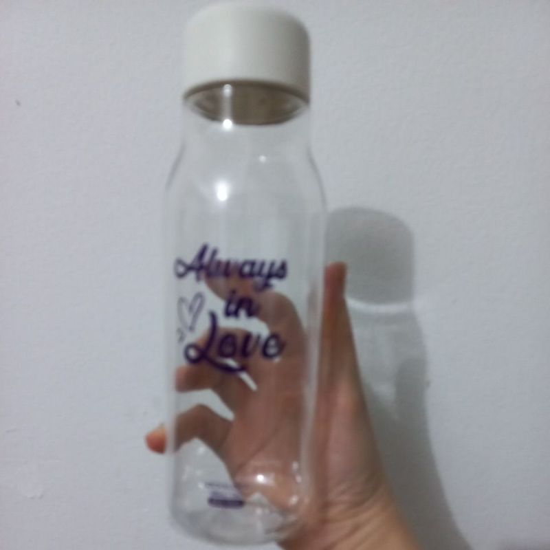 BÌNH NƯỚC NHỰA LOCK & LOCK  MILKY 500ML BPA FREE