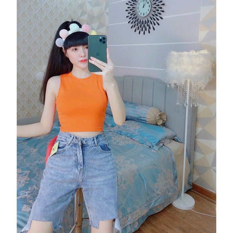Áo thun sát nách phom croptop