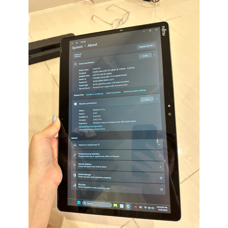 Máy tính bảng kiêm laptop Fujitsu nội địa Nhật cao cấp 13.3inch 128GB