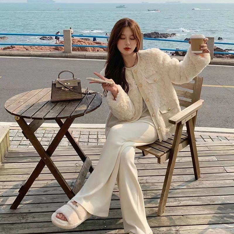 Áo khoác lông thỏ dày dặn viền tweed tiểu thư hàng QCCC