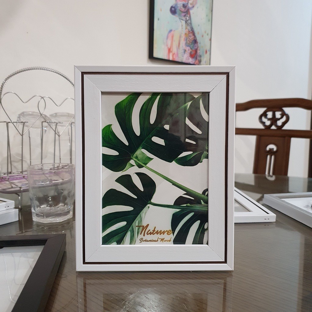 Khung Ảnh Kích Thước 10x15cm Để Bàn Hoặc Treo Tường mặt mica_tặng kèm chân chống hoặc đinh treo