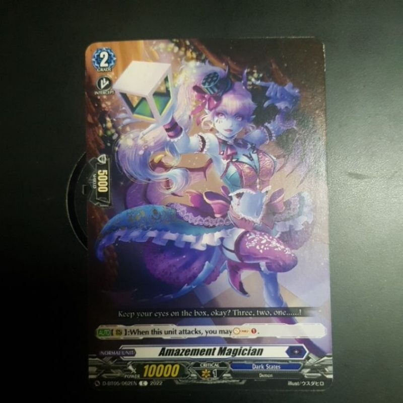 Thẻ bài cardfight vanguard Amazement Magician