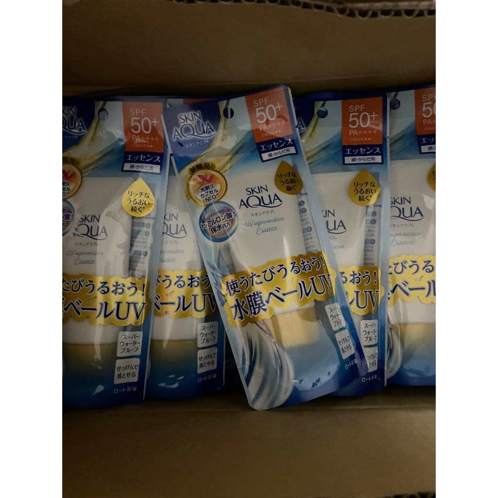 Kem Chống Nắng dưỡng ẩm Skin Aqua UV Super Moisture Essence SPF 50,PA ++++ (80g) - Nhật Bản