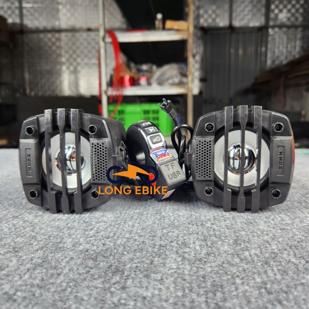 Loa bluetooth xe máy, xe điện, có đèn trang trí