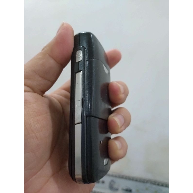 Nokia 6681 không lên gì, không pin