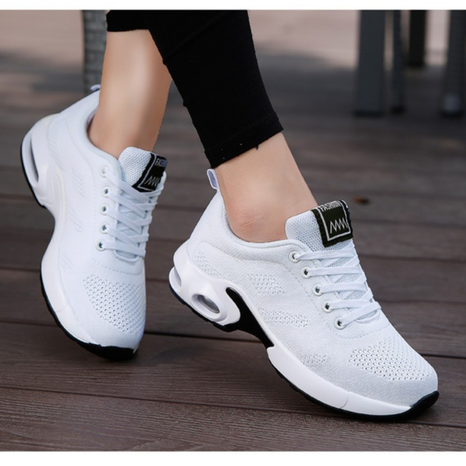 HÀNG CÓ SẴN ( Size 40➡️42) _ Giày bata cột dây Big Size