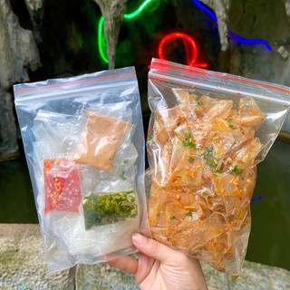 Bánh tráng trộn mỡ hành ớt rim
