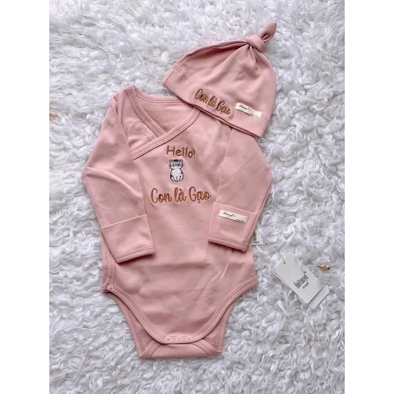 Body suit cotton kèm nón thêu tên bé