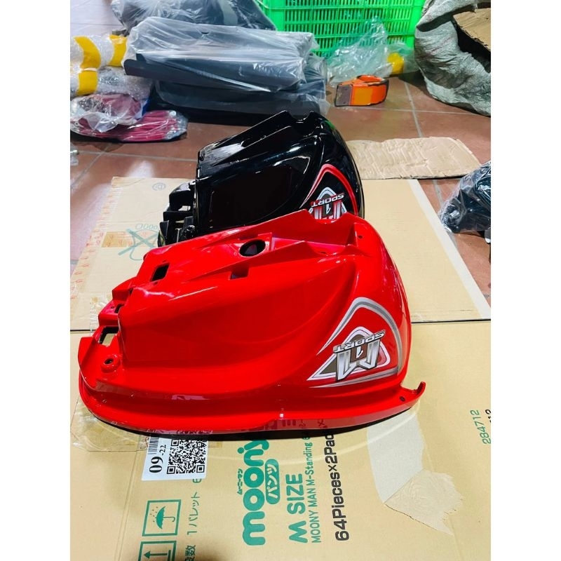 Cốp xe điên có tem 133s&133m