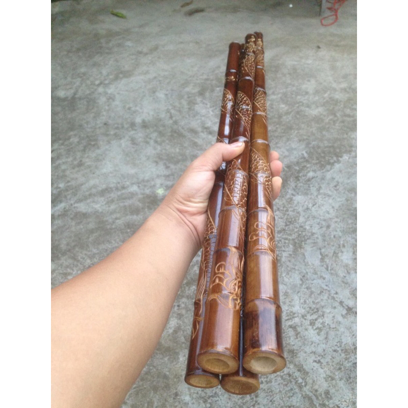 Sáo ngang khắc rồng