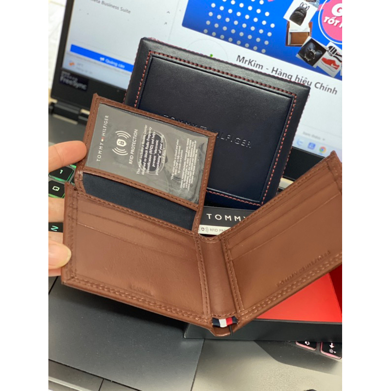 VÍ NAM TOMMY HILFIGER LEATHER BILLFOLD WALLET WITH RFID PROTECTION BROWN