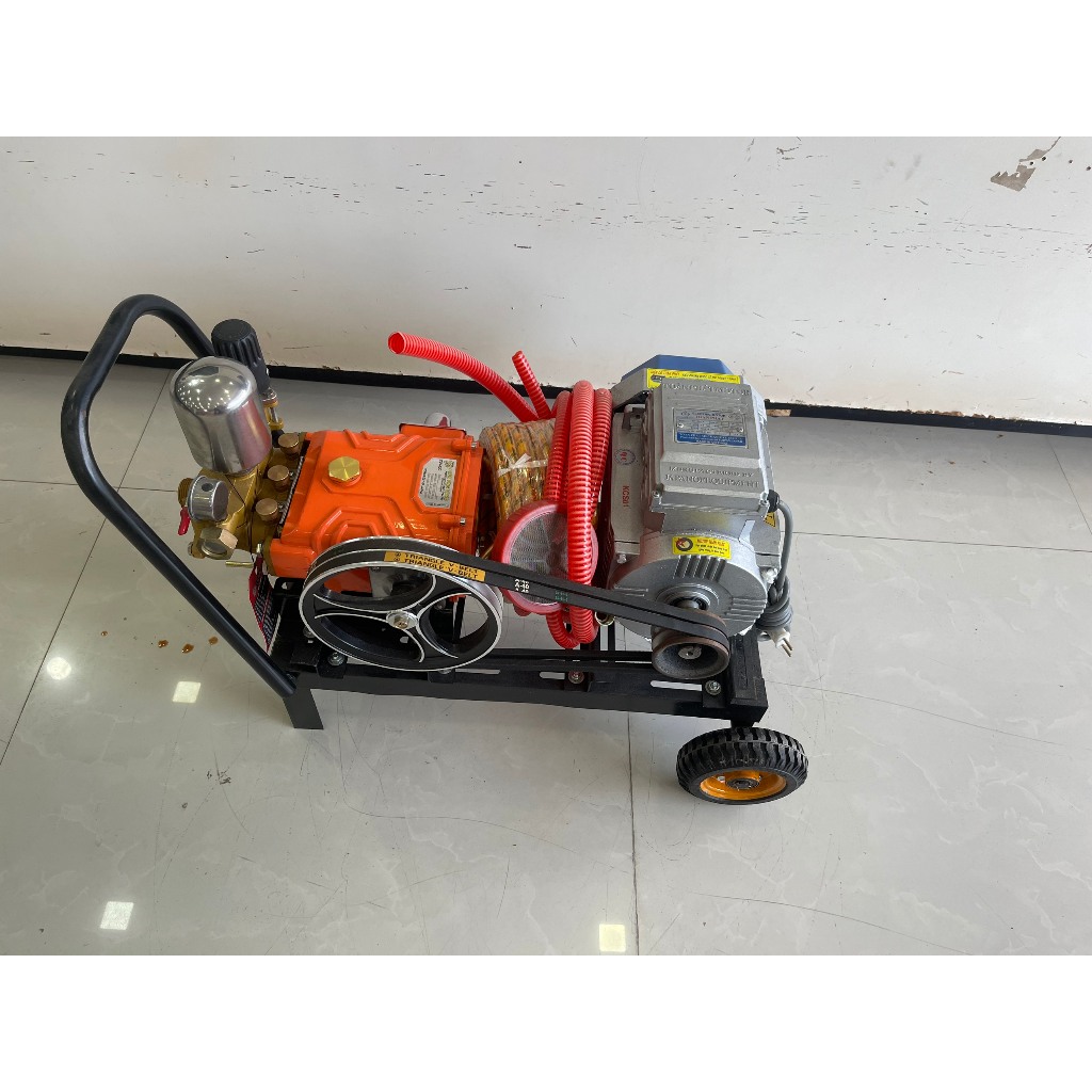 Bộ rửa xe dây đai phun xịt côn trùng công suất 2hp motor 2.2kw chân kê bánh xe tặng kèm 5m dây xịt