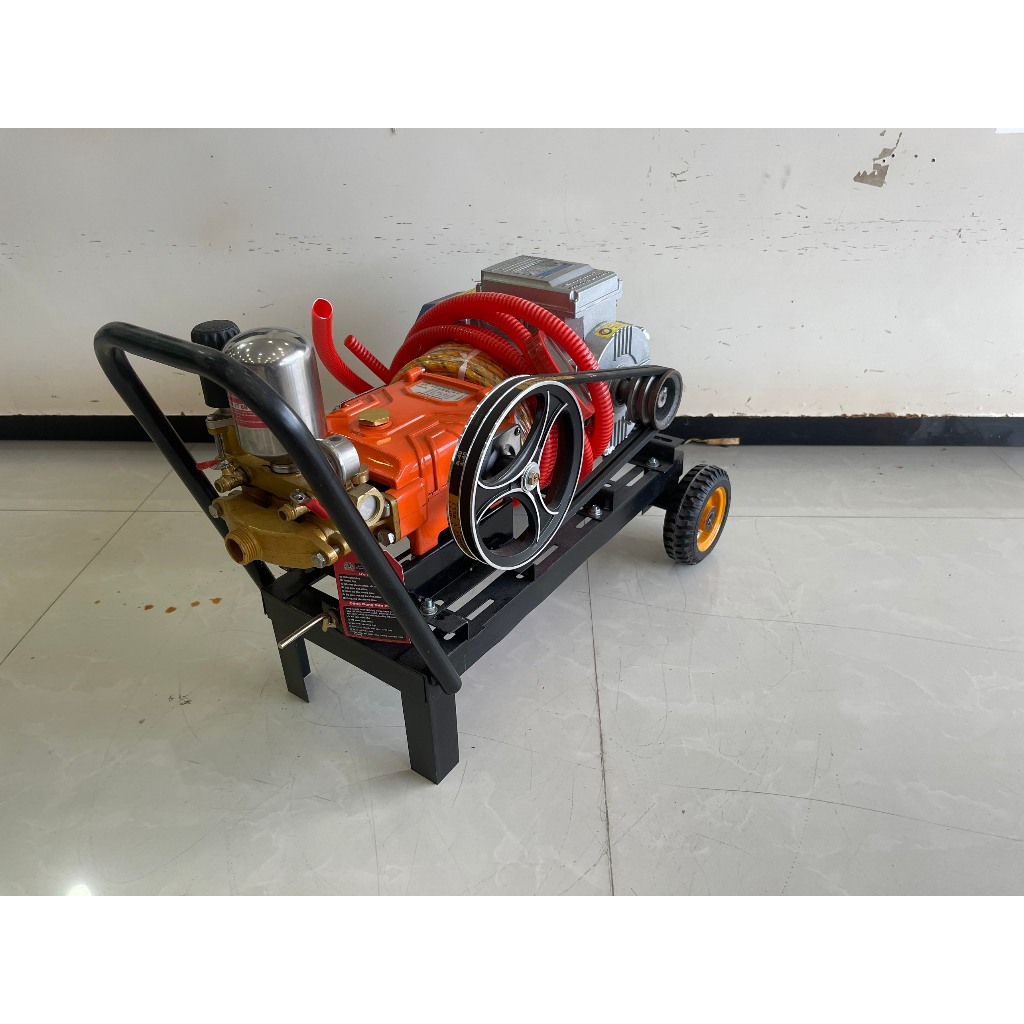 Bộ rửa xe dây đai phun xịt côn trùng công suất 2hp motor 2.2kw chân kê bánh xe tặng kèm 5m dây xịt