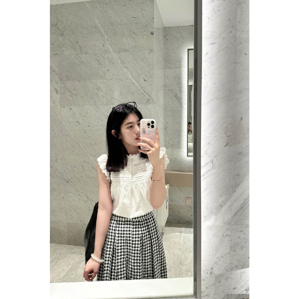 Áo cánh tiên Cerise vải thêu ở tay có phối ren trước ngực, chất liệu thô Hàn thoáng mát full size tiểu thư