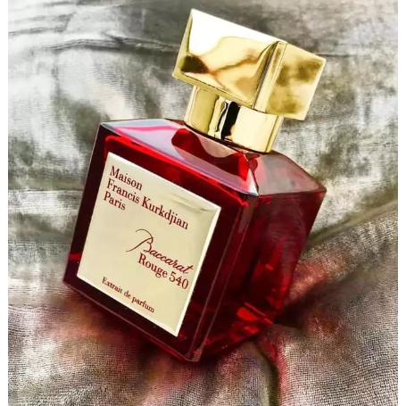 -𝑺𝒄𝒆𝒏𝒕𝒔𝒂𝒊𝒈𝒐𝒏- Nước Hoa 𝐁𝐚𝐜 𝐜𝐚 𝐫𝐚𝐭 𝐑𝐨𝐮𝐠𝐞 540 Extrait de Parfum 10ml