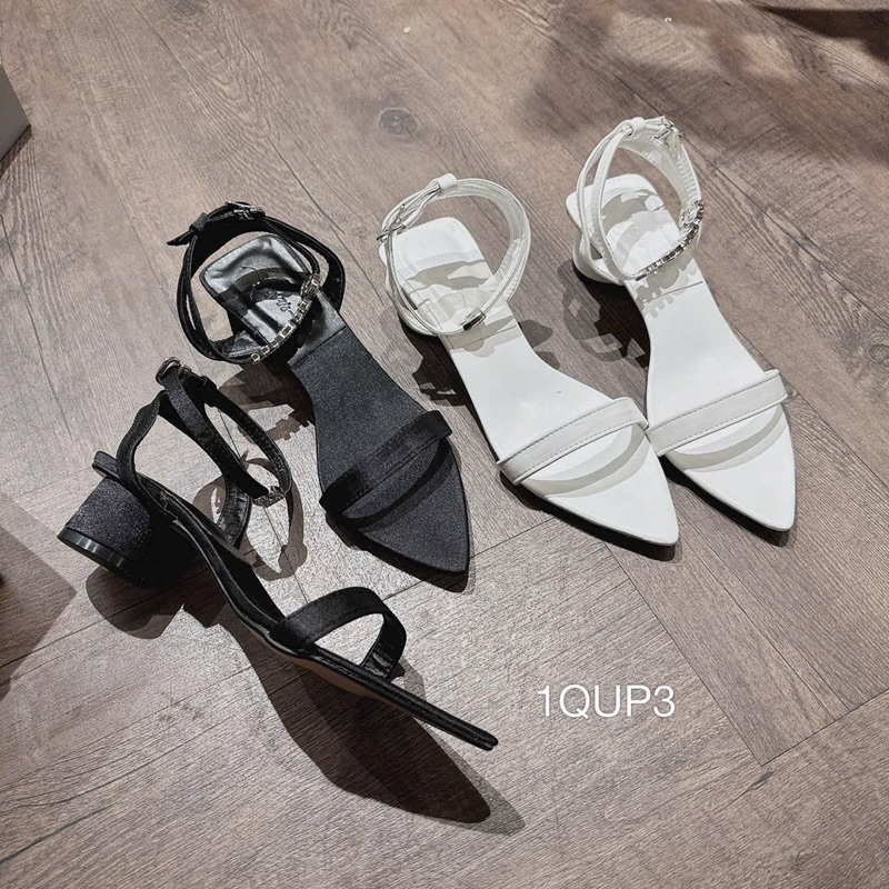 Sandal Gót Tròn Mũi Nhọn Khoá Wang Sang Đẹp
