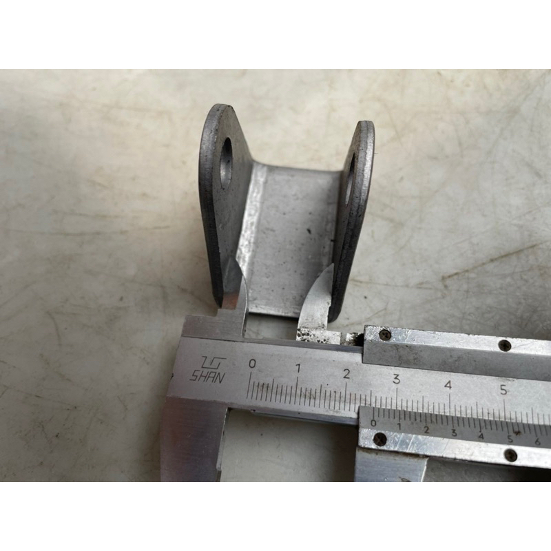 Bát chu u lắp giảm xóc xe máy oto