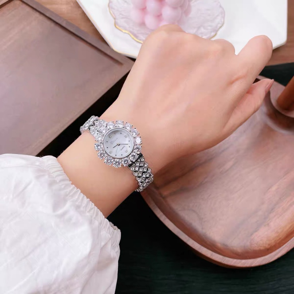 Đồng hồ nữ chính hãng đeo tay thời trang, đồng hồ nữ dây kim loại mặt tròn đính đá sang chảnh DINIMI 8245 - BH 6 tháng