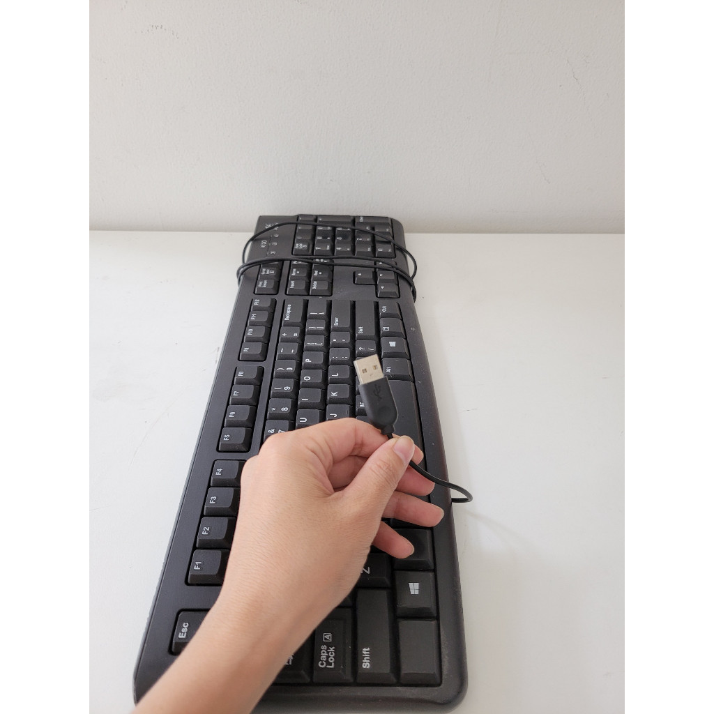 Bàn phím có dây Logitech K120 USB