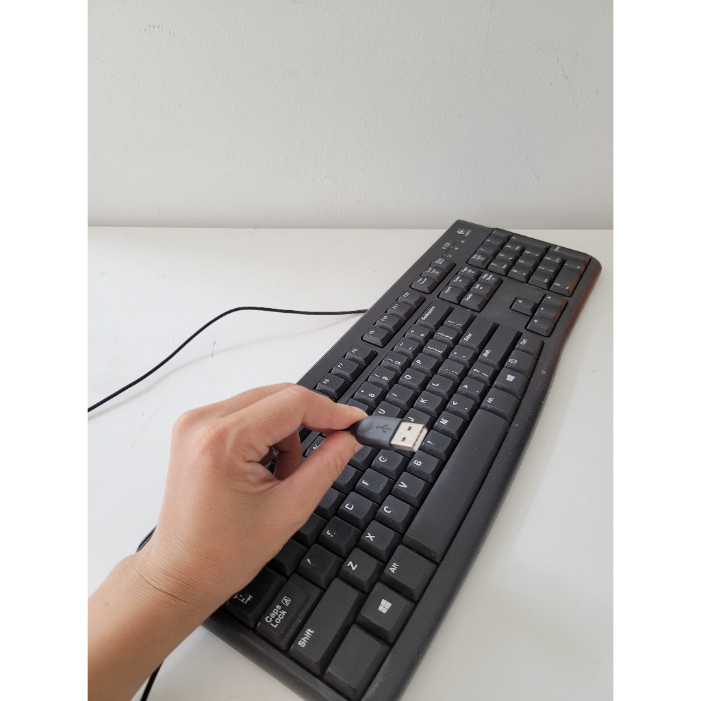 Bàn phím có dây Logitech K120 USB