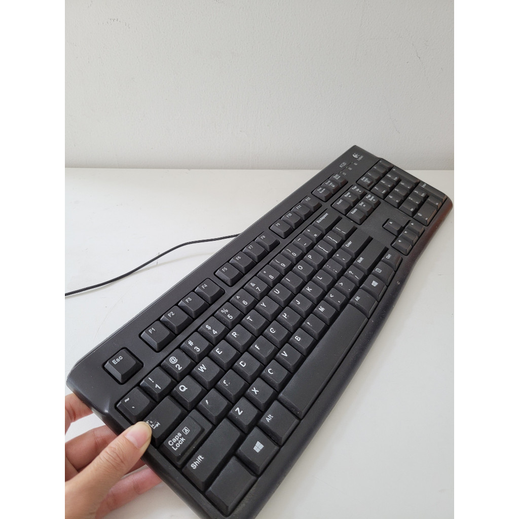 Bàn phím có dây Logitech K120 USB