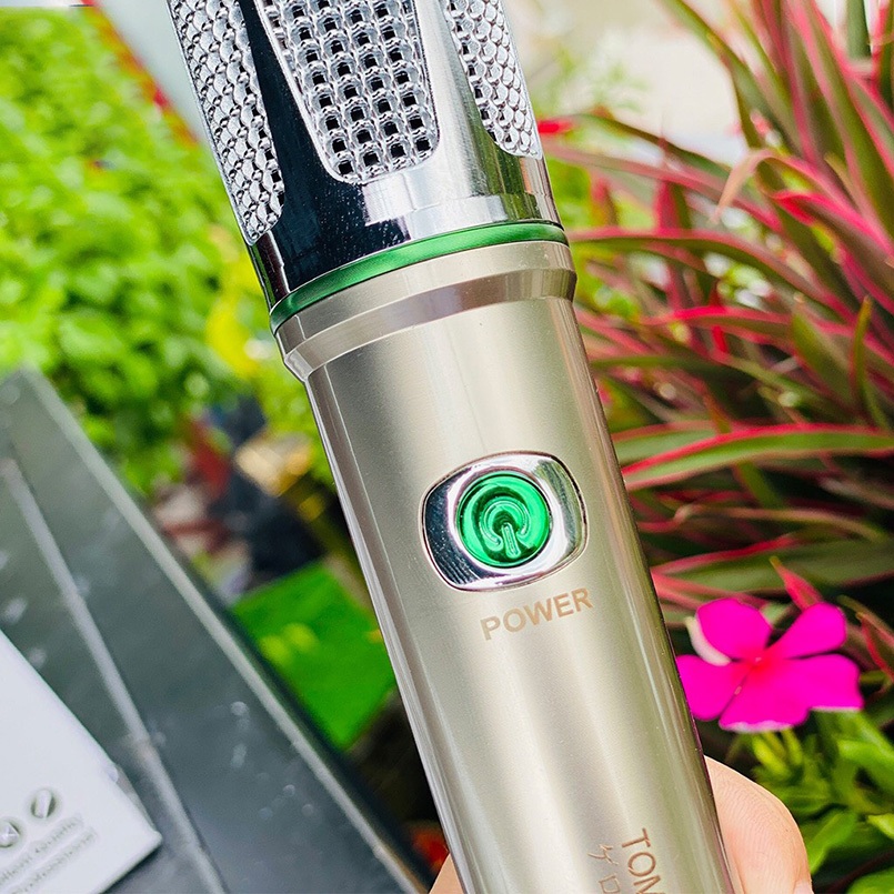 Micro có dây Tomahawk đời mới năm 2023 dây dài 5m, thân mic kim loại chống han