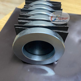 Nam châm N52, nam châm loa, nam châm có lỗ kích thước D70x10mm lỗ 45 siêu mạnh