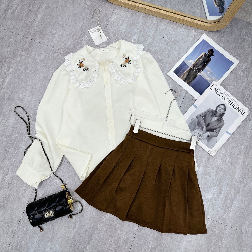 Sét váy nữ áo sơ mi thêu hoa phối màu chạy viền bèo ren mix chân váy xếp ly dáng ngắn tone màu nhẹ nhàng basic xinh xắn