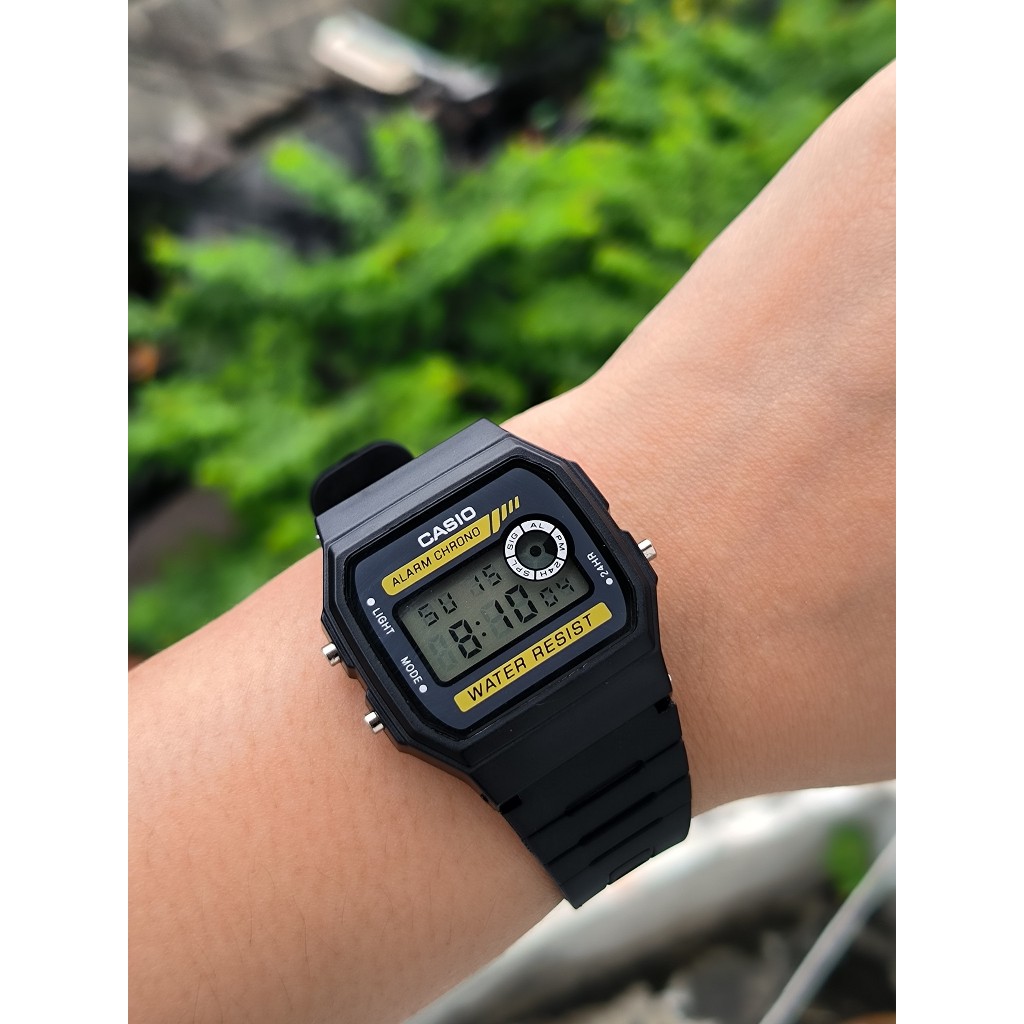 Đồng hồ thời trang Nam Casio WR F94 DÂY CAO SU MẶT NHỰA