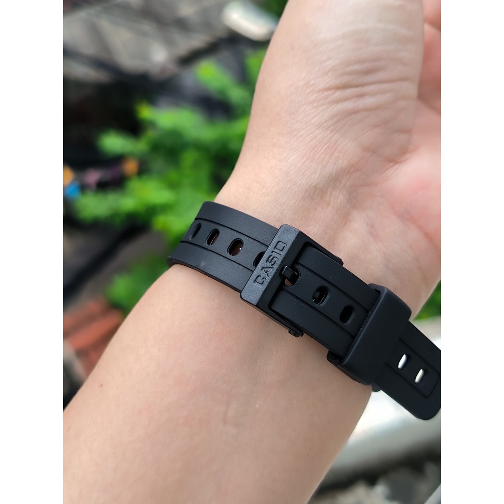 Đồng hồ thời trang Nam Casio WR F94 DÂY CAO SU MẶT NHỰA