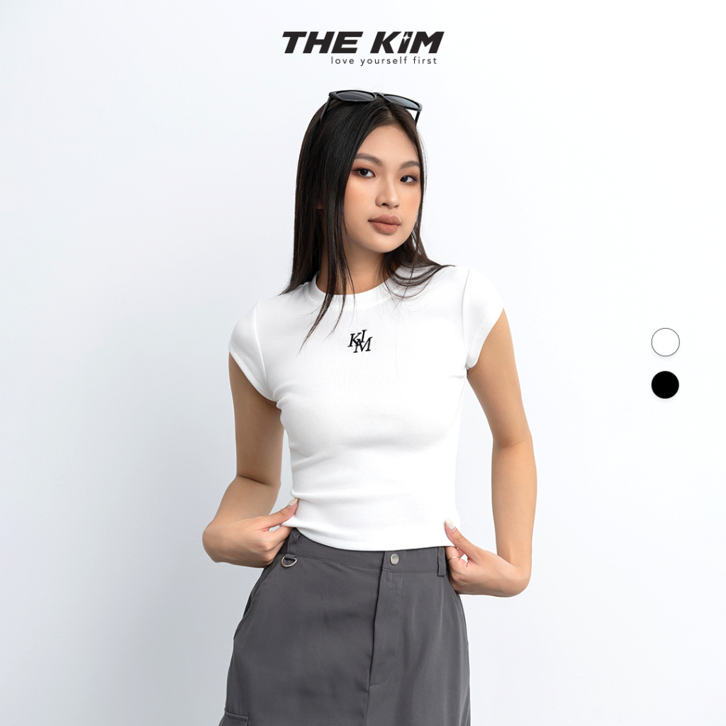 Áo thun croptop ngắn tay The Kim, áo thun baby tee thêu logo chất liệu thun gân A235