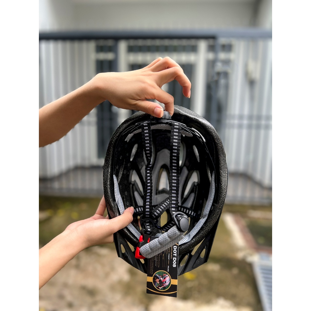 NÓN XE ĐẠP THỂ THAO TIANT D08 MÀU CACBON CHÍNH HÃNG 2023