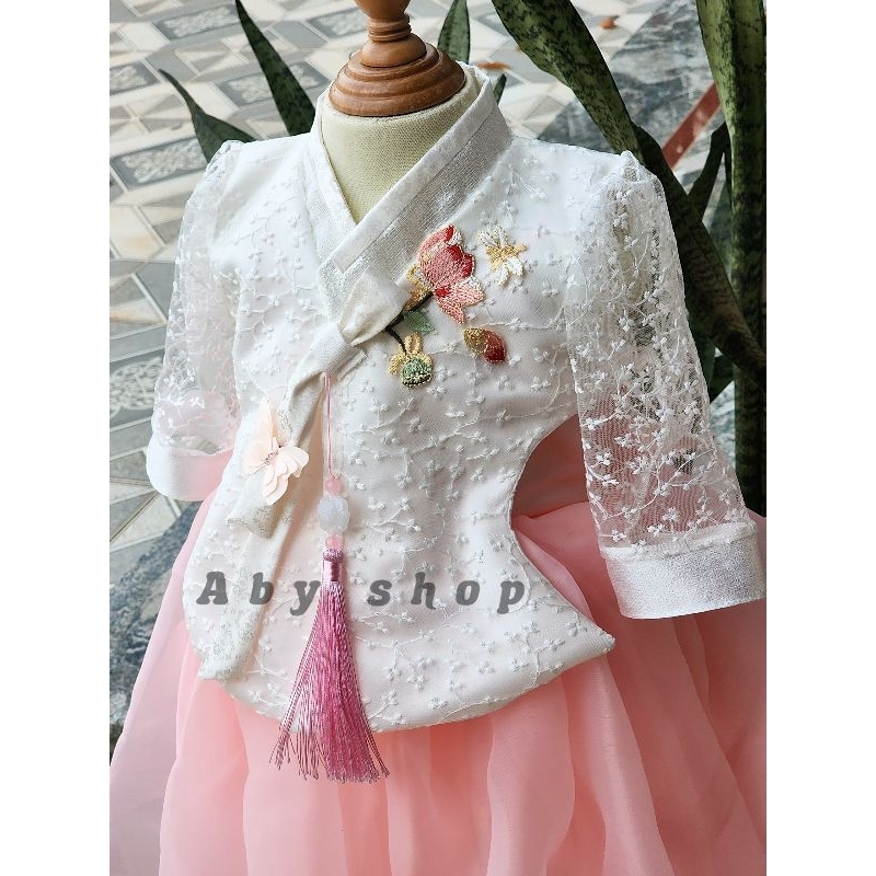 Váy hanbok thiết kế bé gái