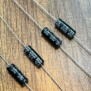 Tụ bennic không phân cực 100v 7x20 phân tần và bảo vệ loa treble