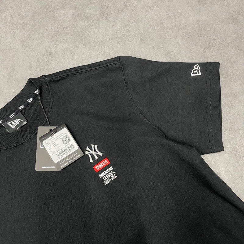 Áo thun NEW ERA Big Logo NY White 13700023 * Áo Thun New Era Nhập Khẩu Chính Hãng Full Tem Tag